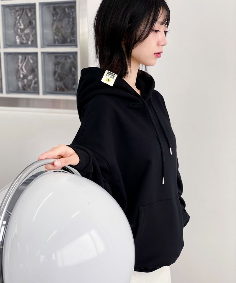 TEESSERT（ティザート）の「サークルトゥクローバーオーバーフィットフーディー [Black]（トップス）」