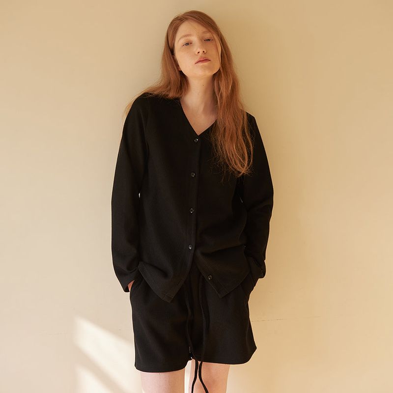 CORCA（コルカ）の「Goigi V Neck Cardigan Black（）」