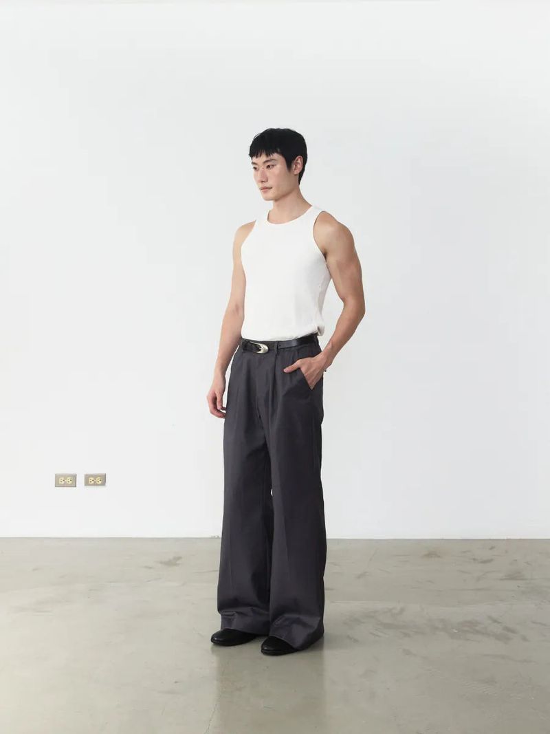 PT7 Slight Flare Trousers