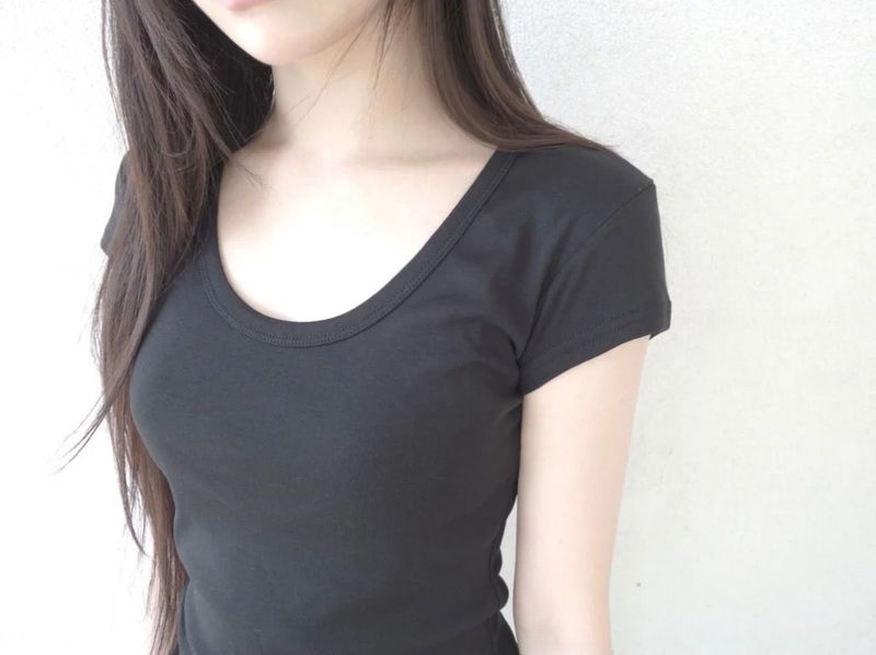 basic u tee