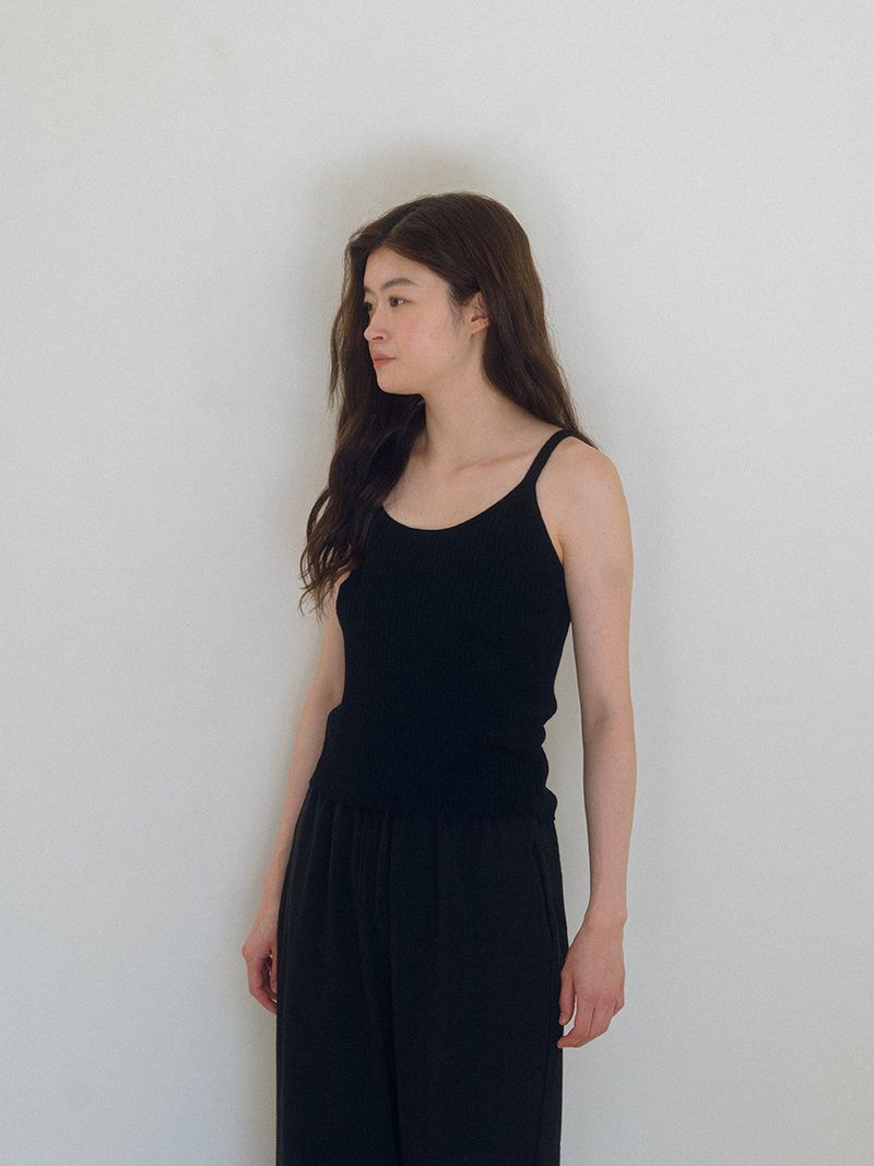 Slim Knit Sleeveless - Black