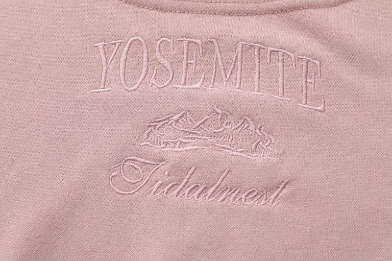 Yosemite Embroidered Crop Sweatshirt