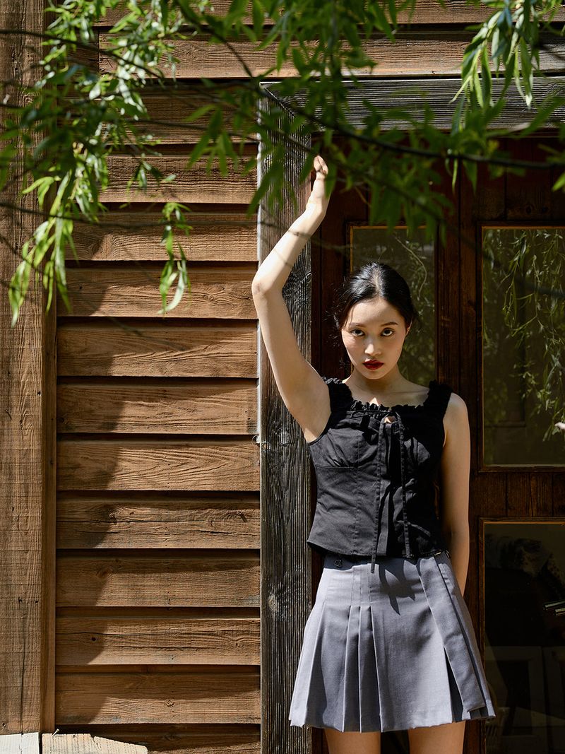 Shirring bustier blouse (Black)