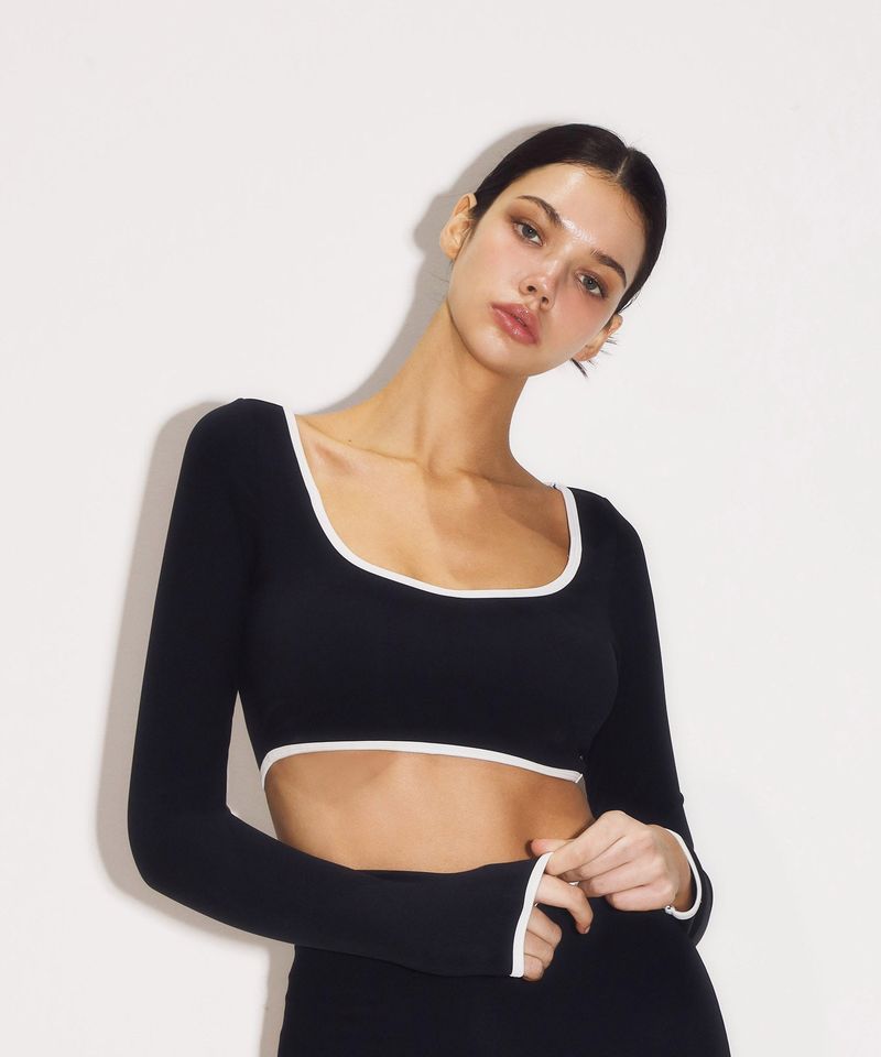 VINAJ(ビナジェイ)の「Line Classic Bikini Bra Top BK (Basic)(Swimwear)」