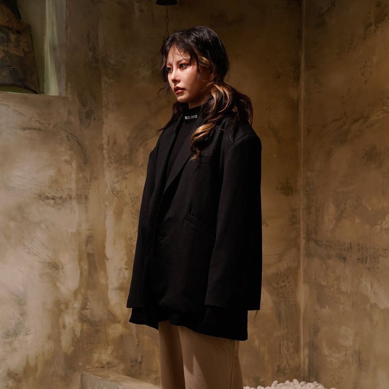Draculra (wide overfit blazer jacket)