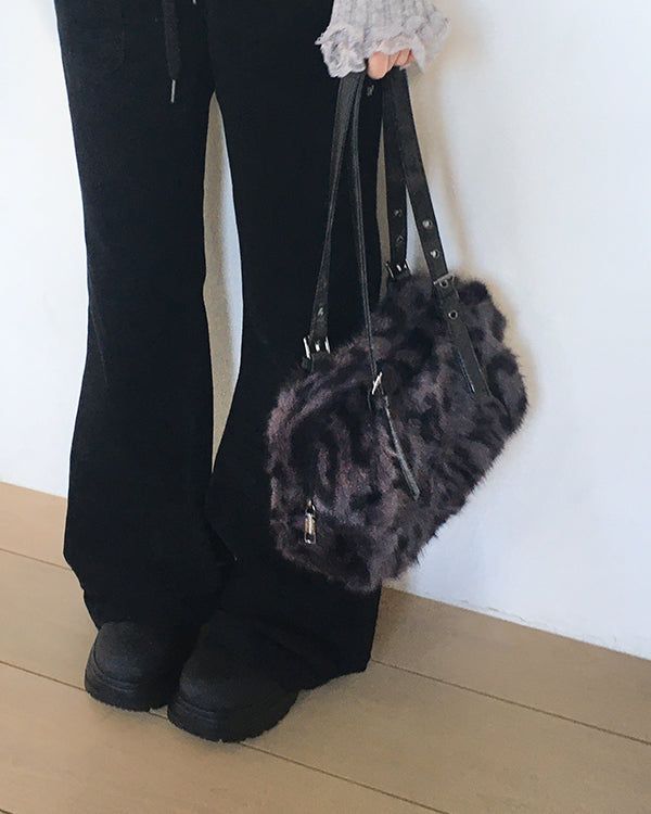 Hoin Leopard Fur Shoulder Bag