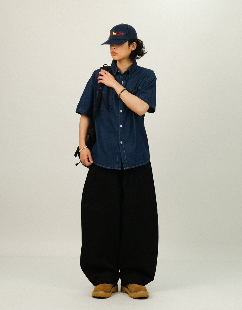 BEE Curved Line Pin-tuck Balloon Pants