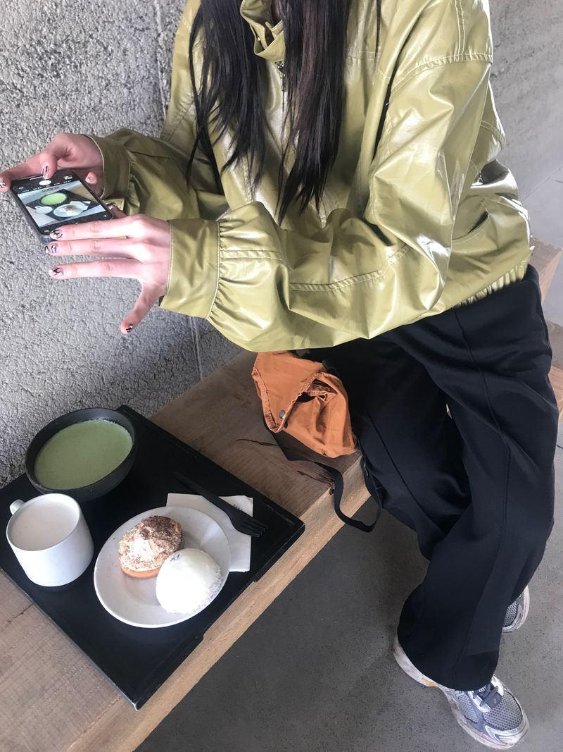 Sewing two-way leather jacket