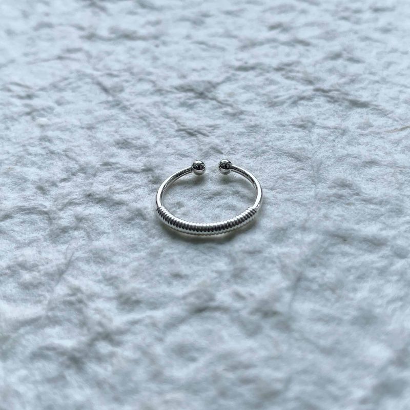 Engraved Arc Open Ring