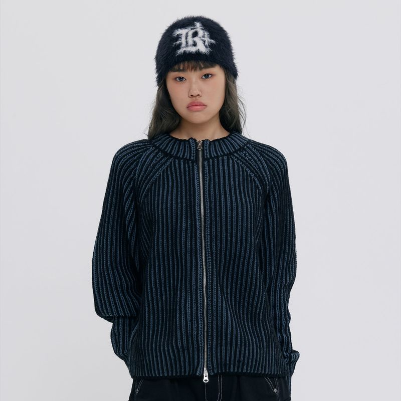 ROMANTIC CROWN（ロマンティッククラウン）の「TWO TONE HEAVY KNIT ZIP UP（Tops）」