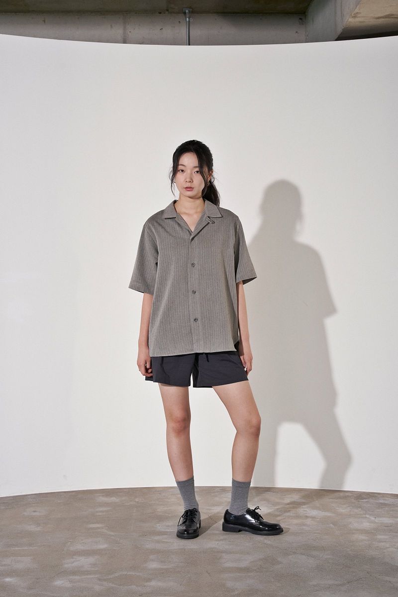 HERRINGBONE LINEN TAILORED 1/2 SHIRT (Black)