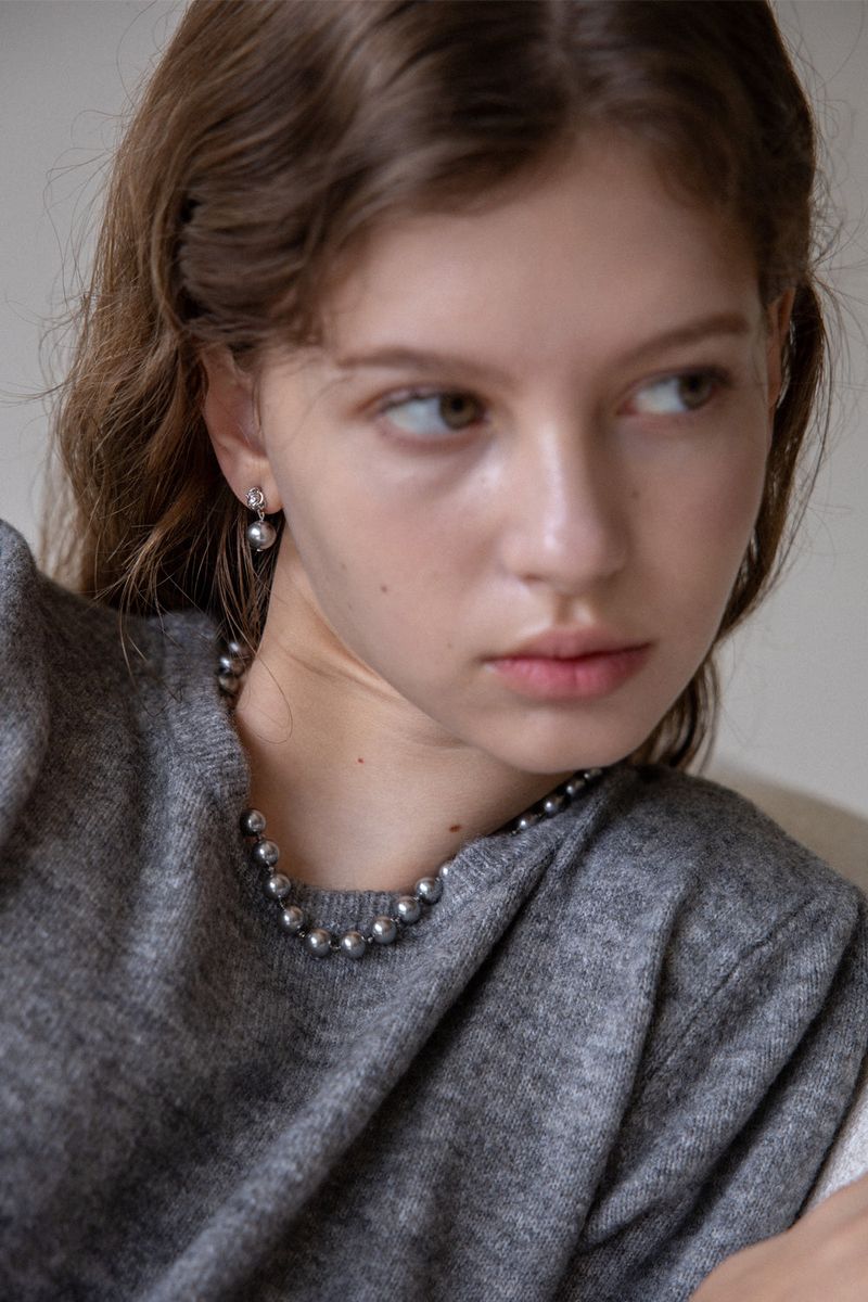 Rose and silver pearl drop earring