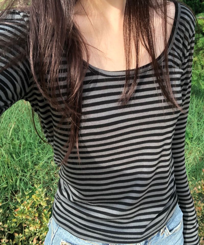 Stripe u-neck tee