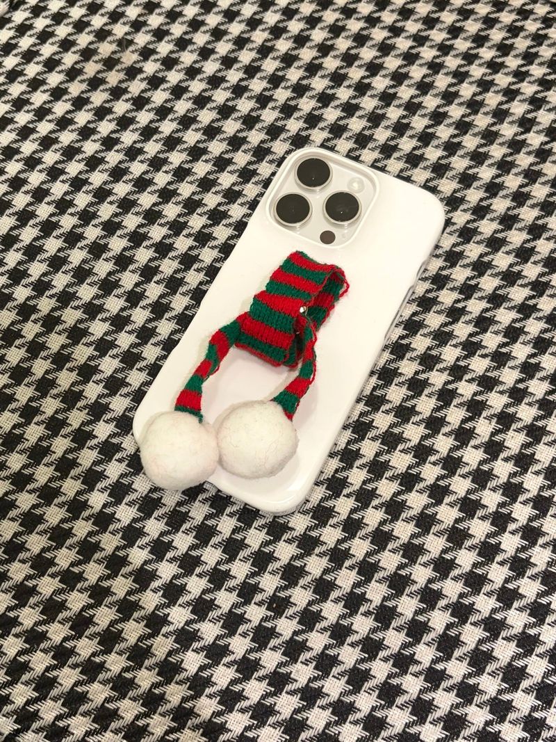 Christmas Muffler Hard Case / TREEFORFIVE345