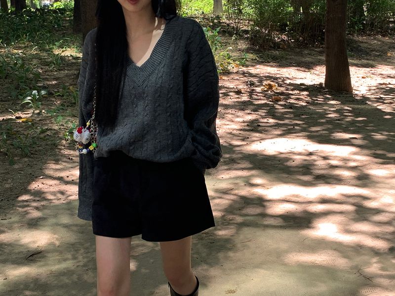 [MADE] Ethol twisted V-knit