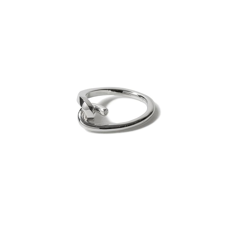 goofy knot ring