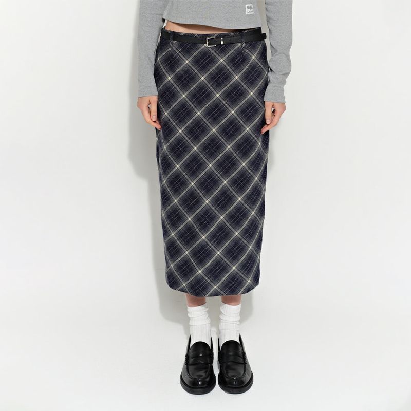 Brighten（ブライトン）の「Slit Checked Long Skirt Blue（Skirts）」