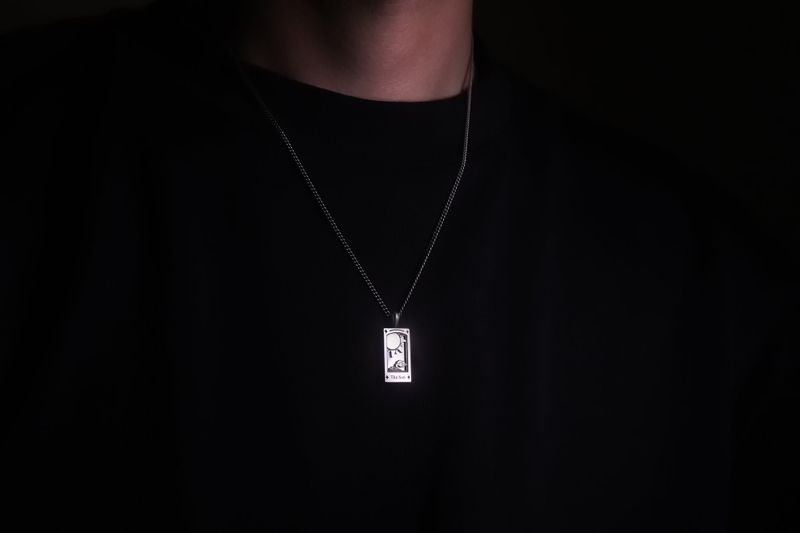 Mano Seoul（マノソウル）の「ザ サン & ザ ムーン（アクセサリー）」