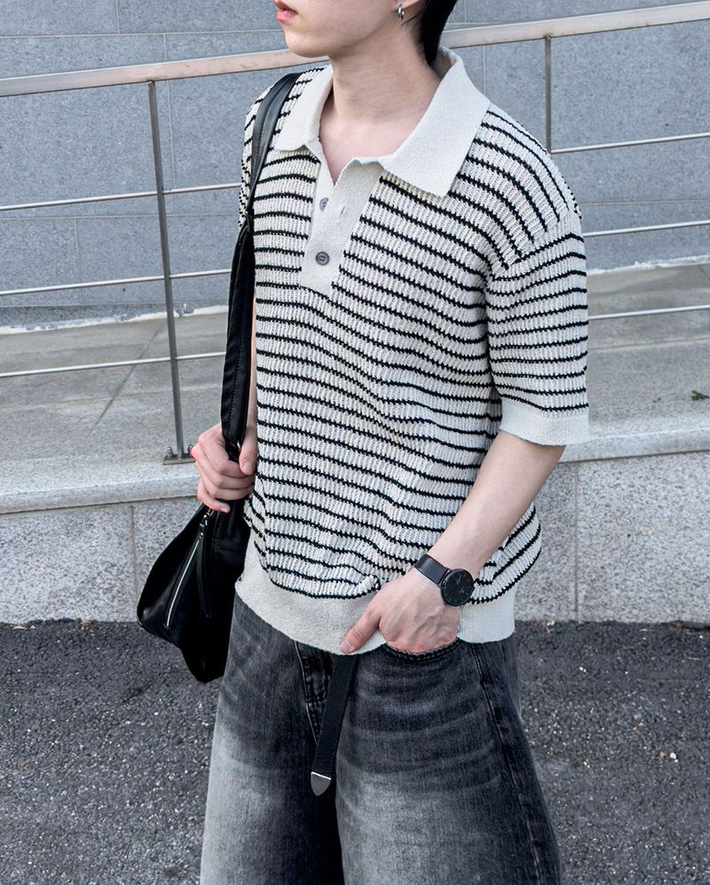 Windy Buckle Stripe Collar Short Sleeve Knit
