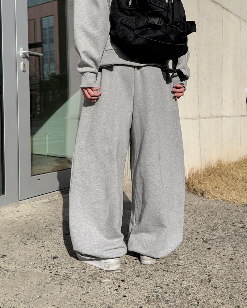 DR Wide Sweatpants