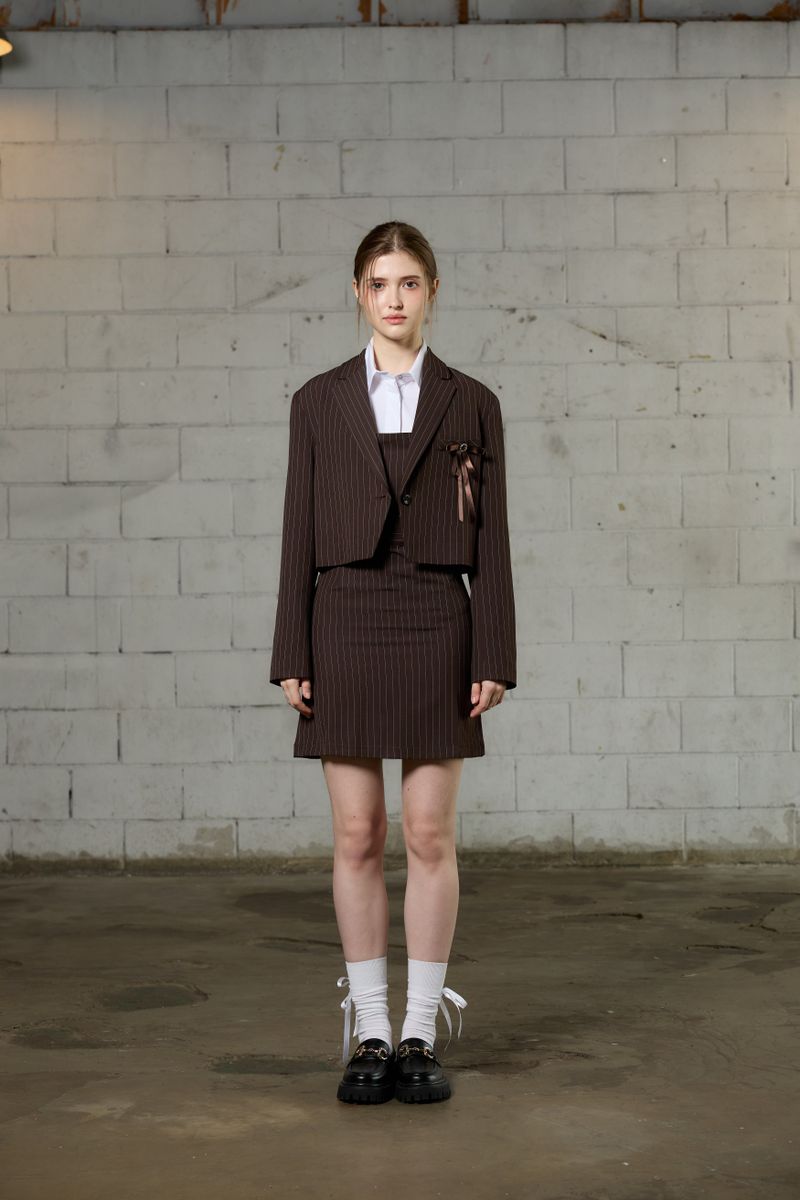 ARIKIM（アリキム）の「MEOW CROP BLAZER / BROWN（Jackets/Outerwear）」
