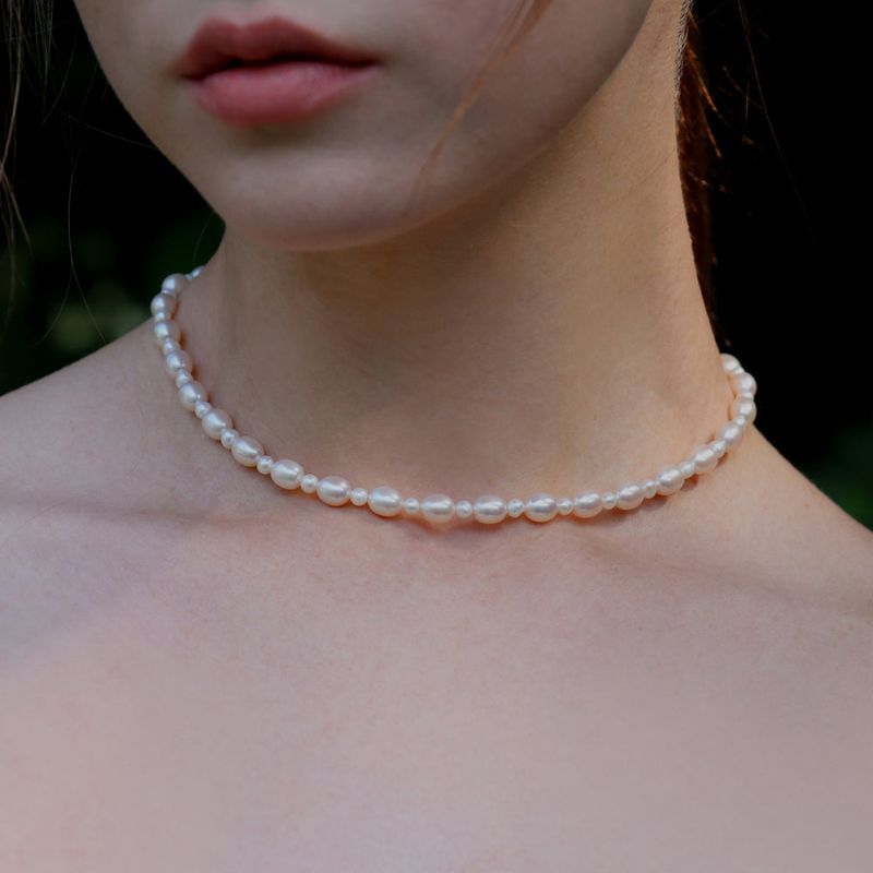 oval pearl necklace