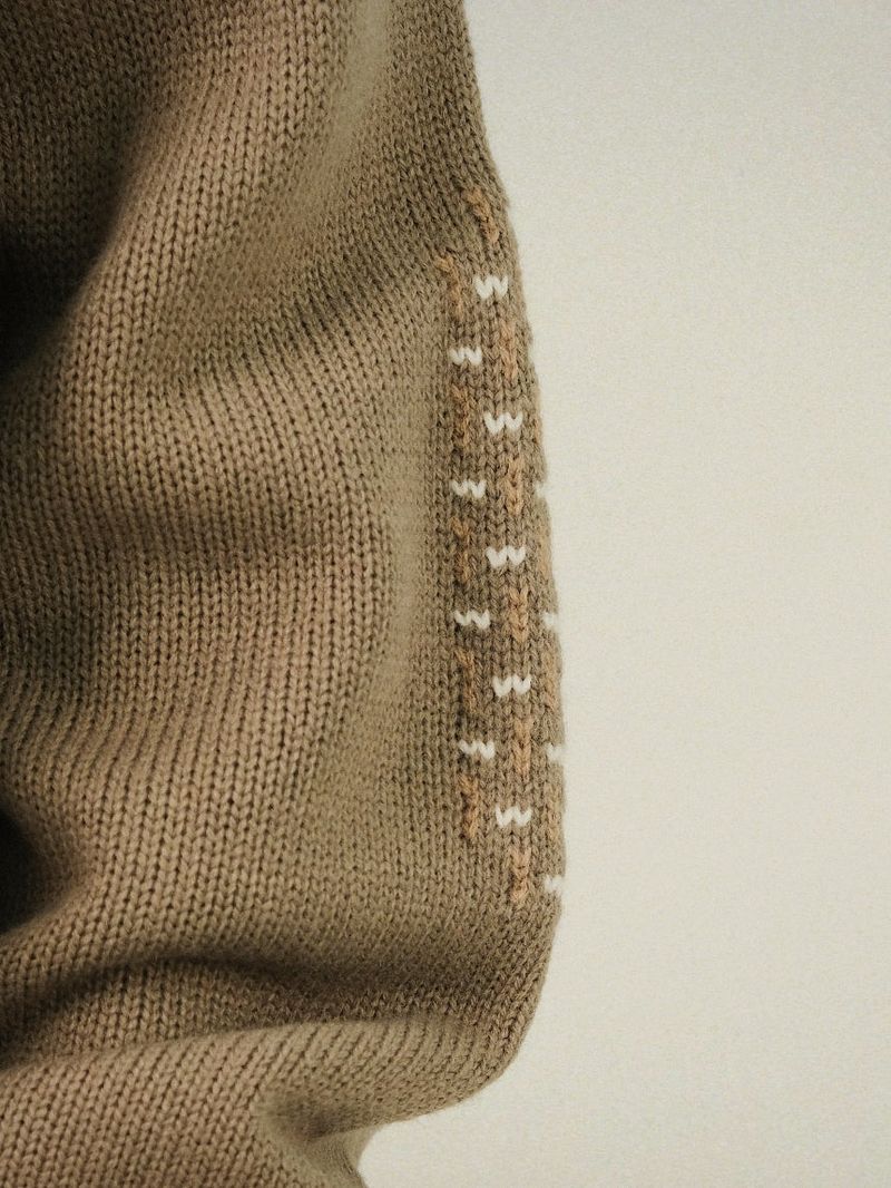 LB Knit Patch MELLOW Cardigan