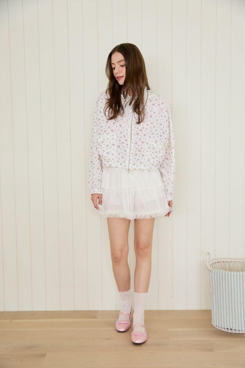 BLOOMING BREEZE WIND BREAKER