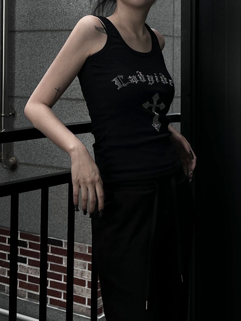URBAN UNIQUE(アーバンユニーク)の「cubic rock chic sleeveless(Tops)」