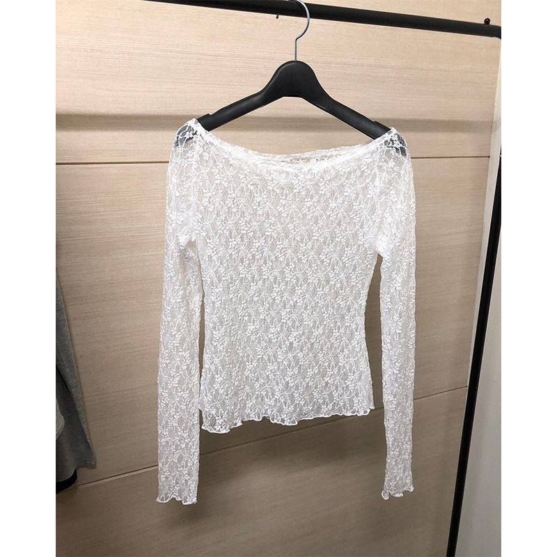Karin Lace T