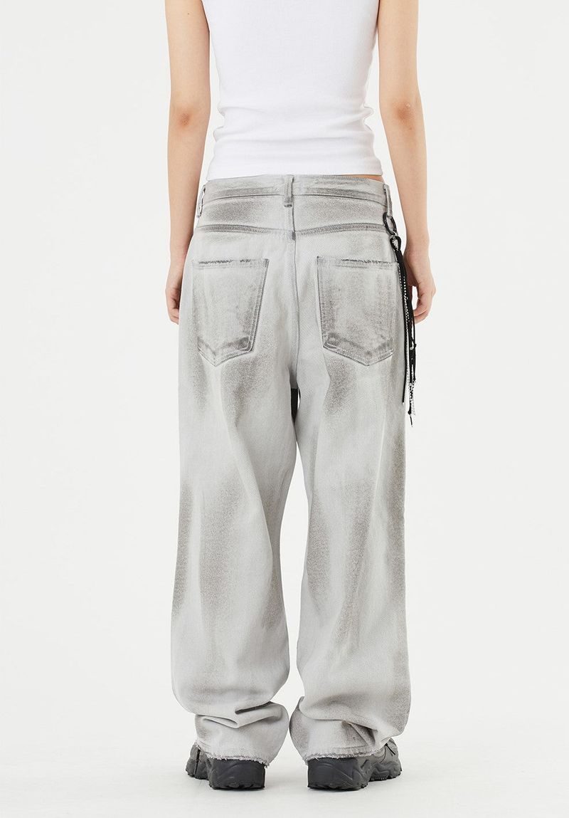 Line destroyed dirty washed denim pants