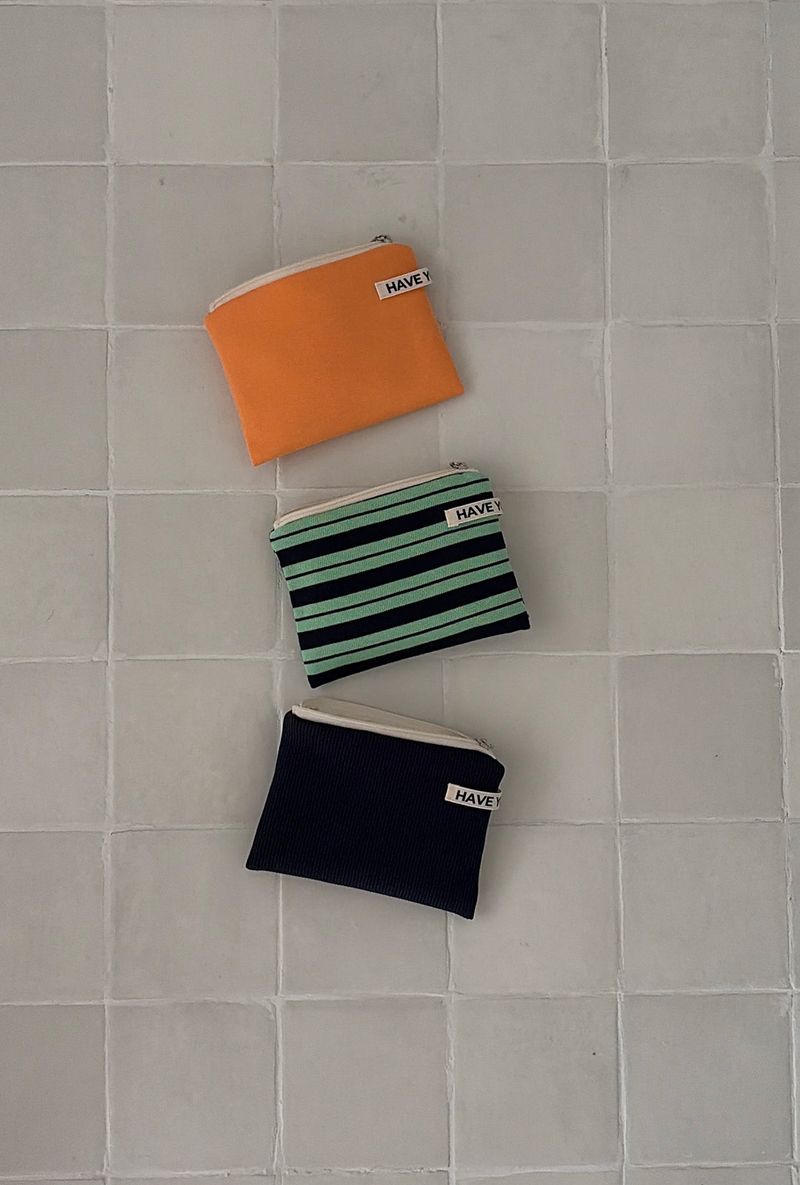 Ribbed flat pouch - navy , M size