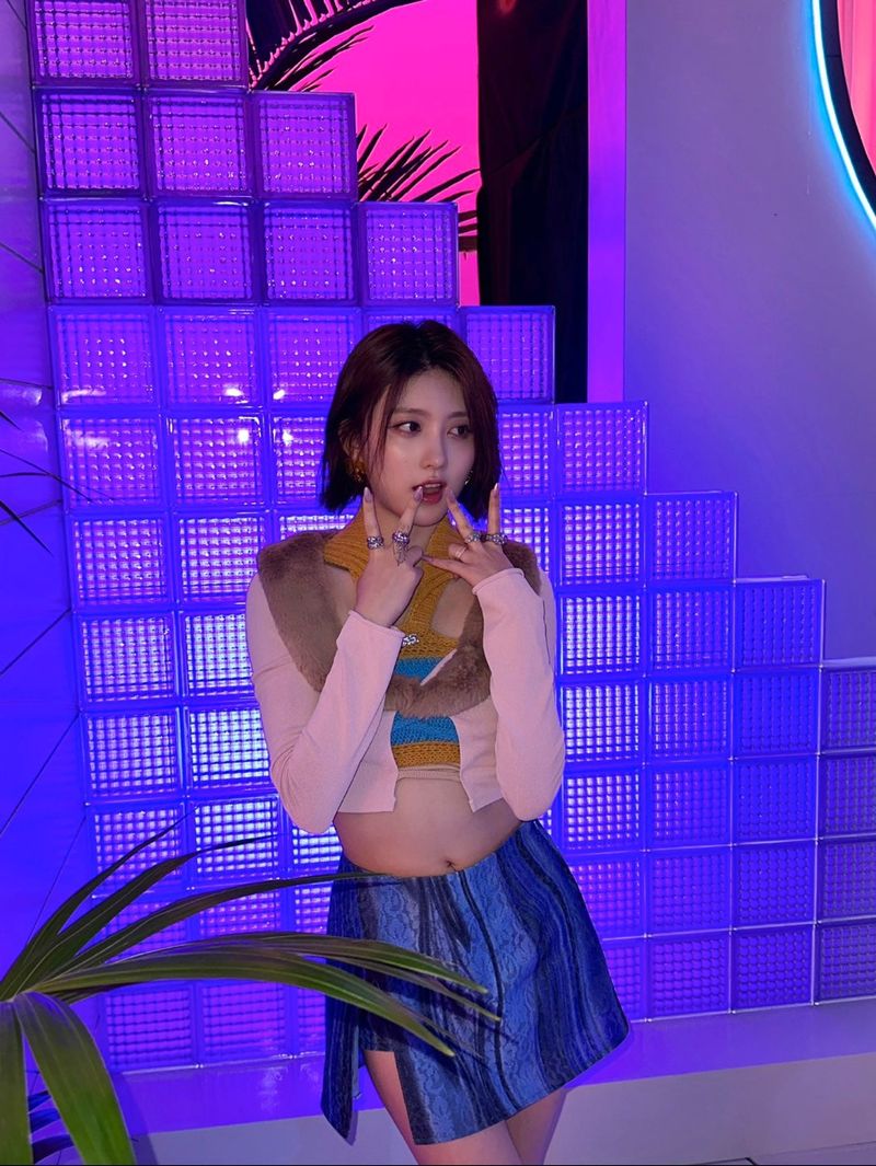 [Meovv/Monsta X/IVE/(G)I-DLE/YENA/KARD/WayV/Viviz/Ifeye] Acid ice