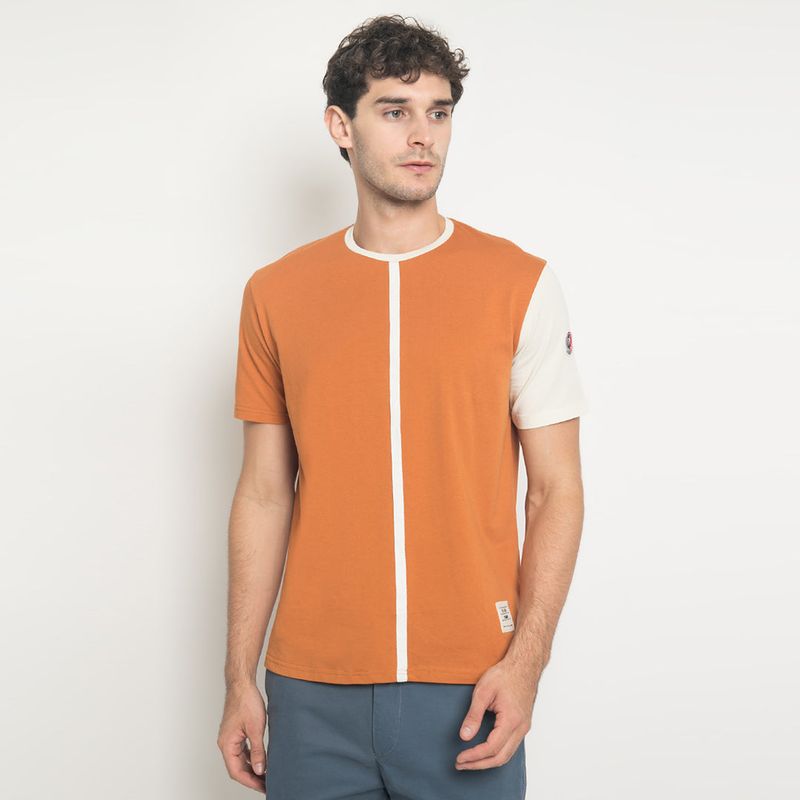 MON AKITA - Beaumont Men T-shirt Orange