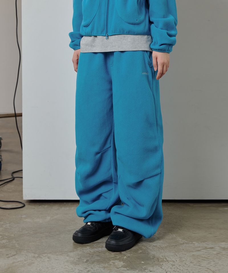 ODDSTUDIO（オッドスタジオ）の「ボタン ポイント フリース ピンタック パンツ ブルー（パンツ）」