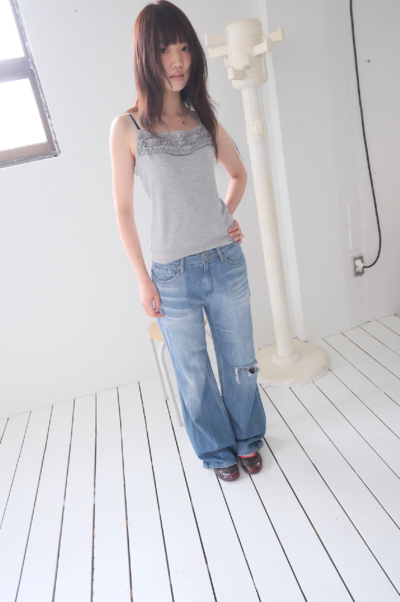 washing demage jean