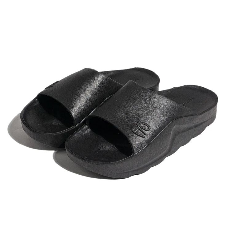 Patrobas Ease Black Sandals