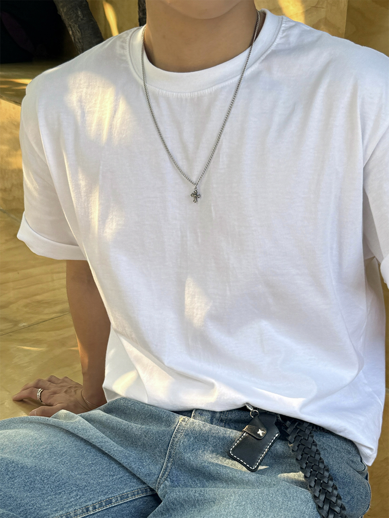 AVAND（アバンド）の「Cross pendant necklace（Accessories）」