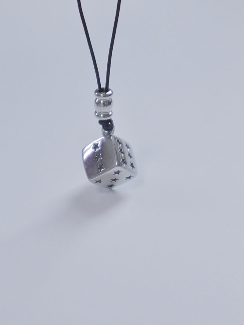 star dice candy necklace