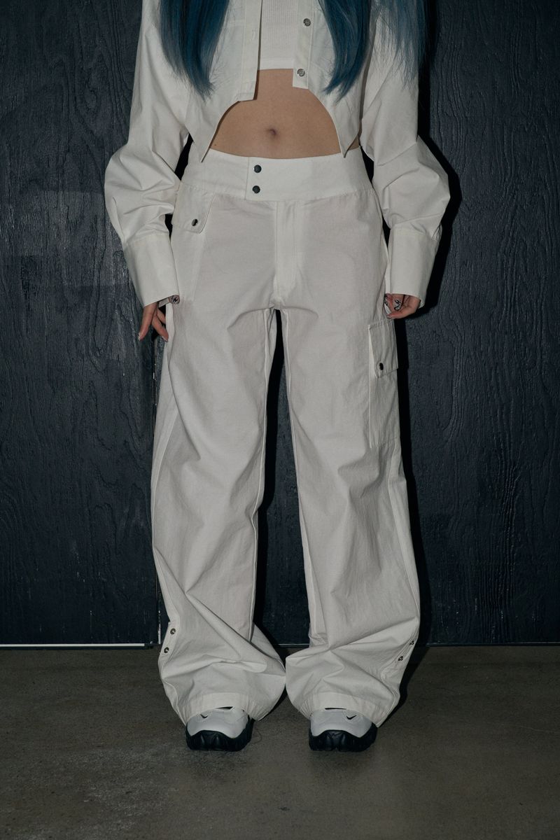 classic cargo slacks - ivory