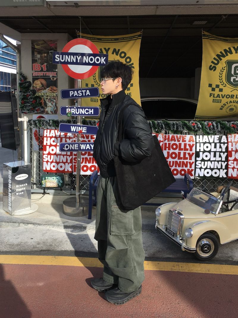 DISCERNMENT(ディサーンメント)の「Muffin Suede Big Shopper Bag 3C(Bags)」