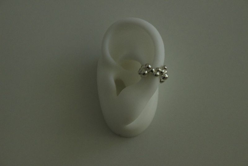 H EARCUFF