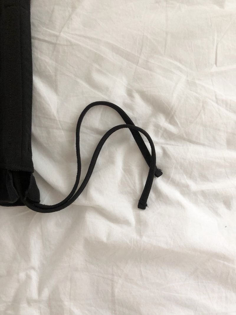 Frill Capri Pants
