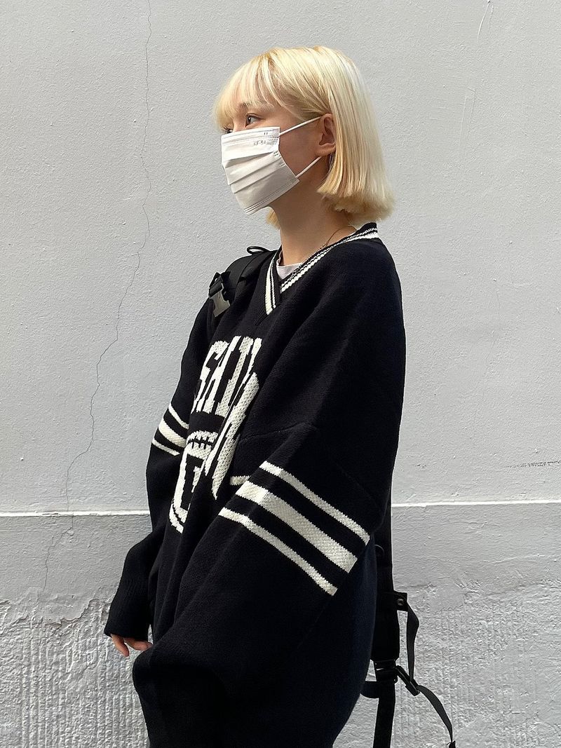 Washington V-neck Knitwear