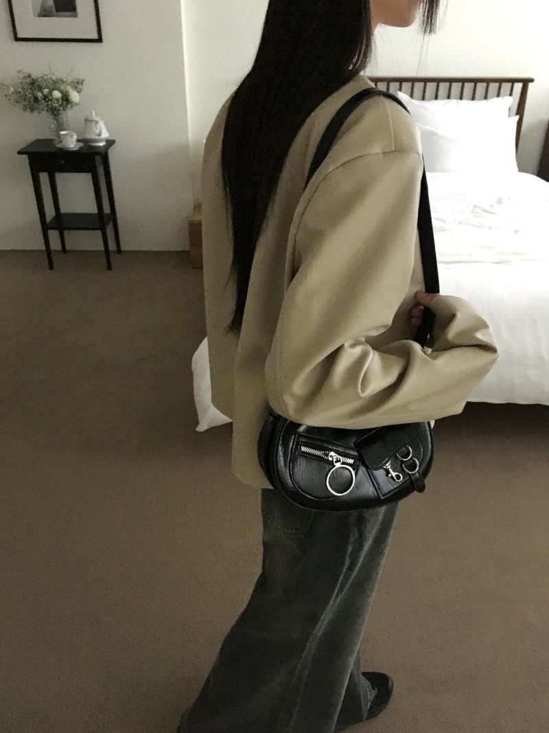 TF no-collar V short leather jacket