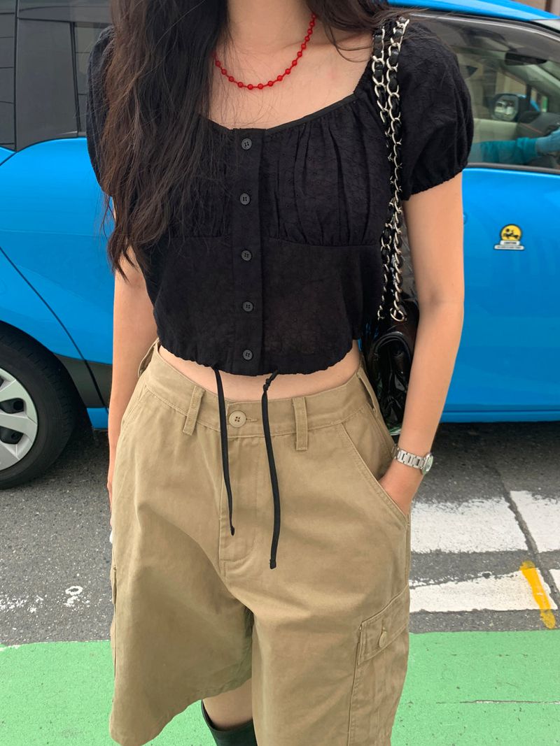 [MADE] CAROT FLOWER PUNCHING CROP BLOUSE