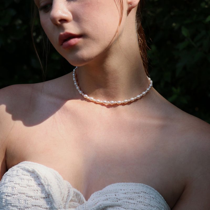 oval pearl necklace