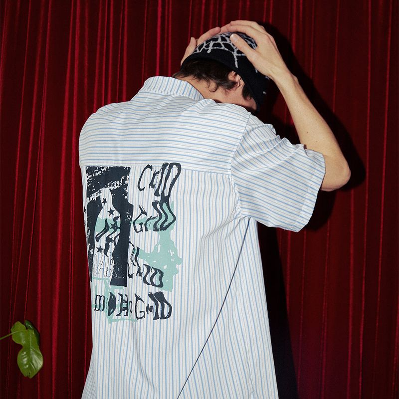 S シャツ