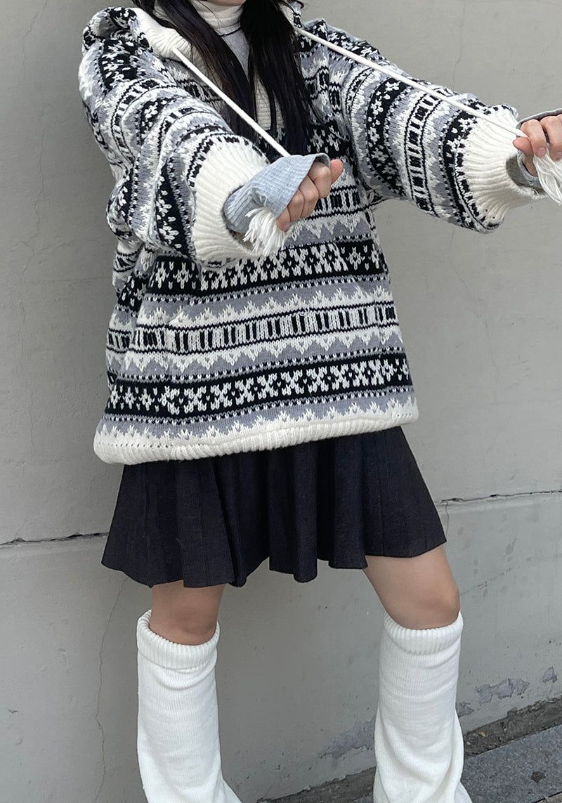 Igloo hooded long knitwear