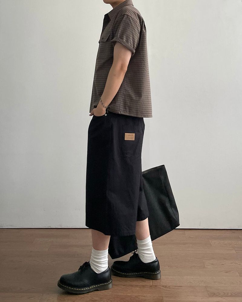Taut Bermuda Cotton Pants